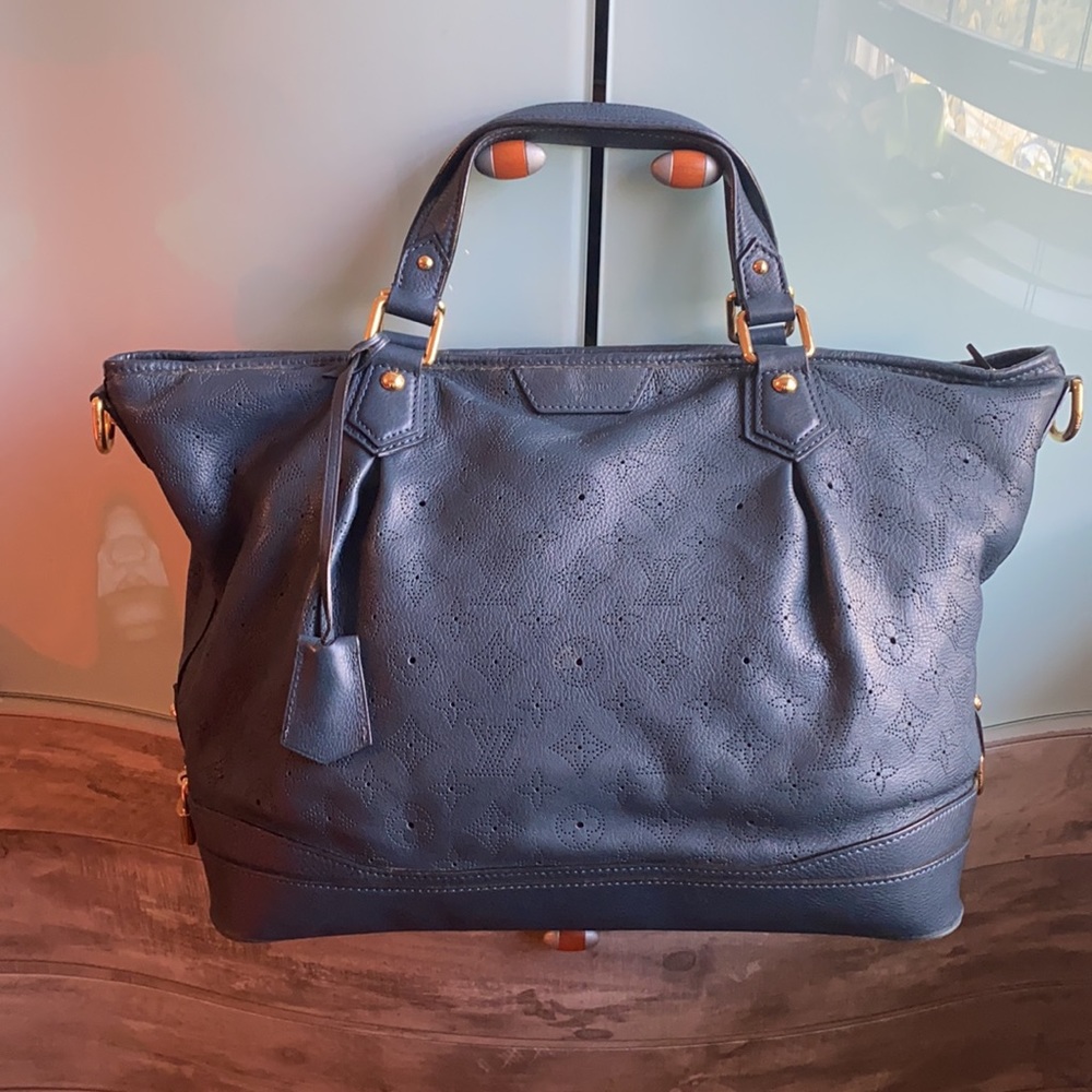 Louis Vuitton Mahina Stellar PM in Ciel